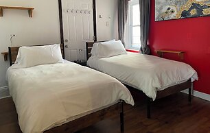 Barefoot Inn