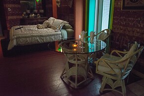 Mariaggi's Theme Suite Hotel & Spa