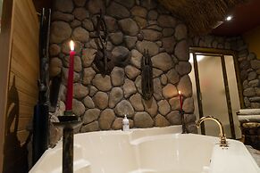Mariaggi's Theme Suite Hotel & Spa