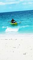 Rollezz Villas Beach Resort
