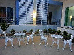 De-complex Apartment