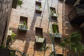 The Aviary Hotel