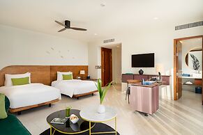 The Aviary Hotel