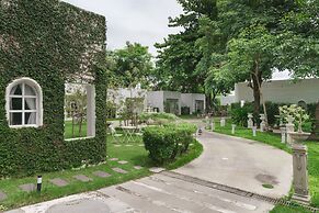 Villa La Flora Kanchanaburi