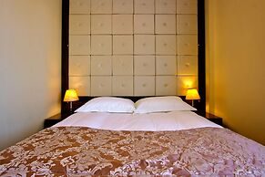 Discovery Hotel