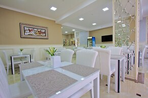Discovery Hotel