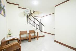 Admire House