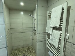 Brit Hotel Saint-Quentin