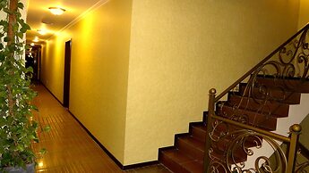 Park Avenue Hotel