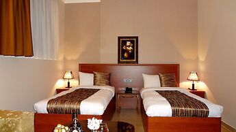 Park Avenue Hotel