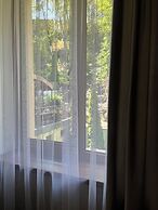 Park Avenue Hotel