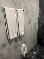 Park Avenue Hotel