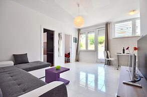 BRETIA apartments & more