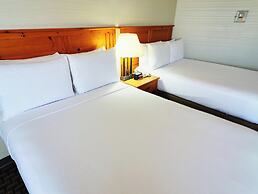 Continental Inn & Suites