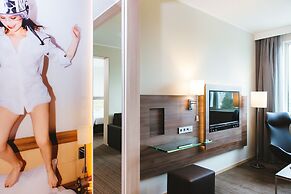 MOXY Munich Airport