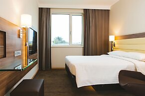 MOXY Munich Airport