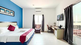 Royal Agate Beach Resort