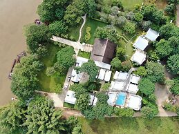 River Kwai Kiri Resort