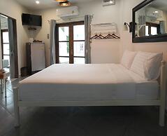 River Kwai Kiri Resort