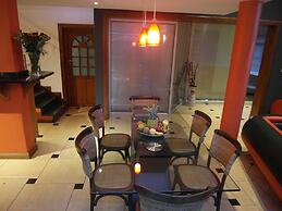 Redsquare Home