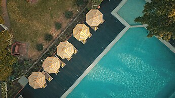 Birds and Bees Resort