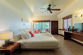 Birds and Bees Resort
