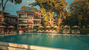 Birds and Bees Resort