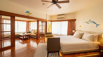 Birds and Bees Resort