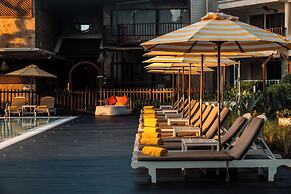 Birds and Bees Resort