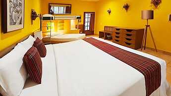 Birds and Bees Resort