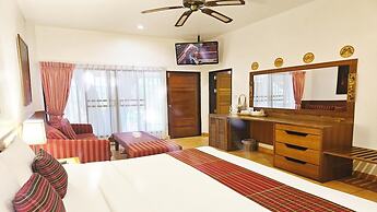 Birds and Bees Resort