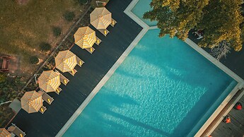 Birds and Bees Resort