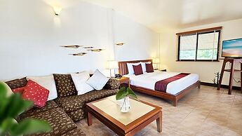 Birds and Bees Resort