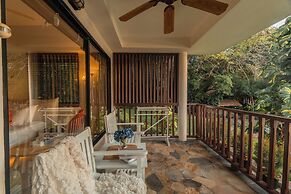 Birds and Bees Resort