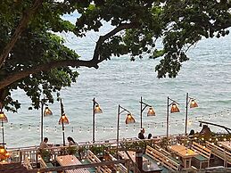 Birds and Bees Resort