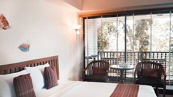 Birds and Bees Resort