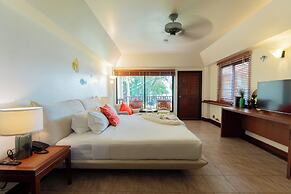 Birds and Bees Resort