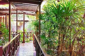 Birds and Bees Resort