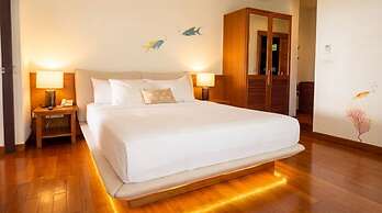 Birds and Bees Resort