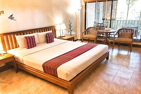 Birds and Bees Resort