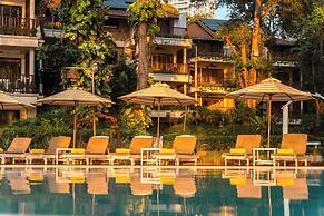 Birds and Bees Resort