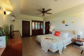 Birds and Bees Resort