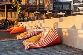 Birds and Bees Resort