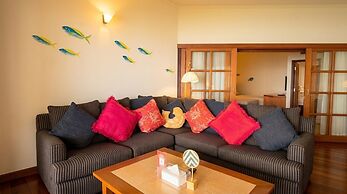 Birds and Bees Resort