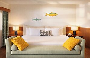 Birds and Bees Resort