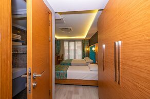 Grand Palace Hotel