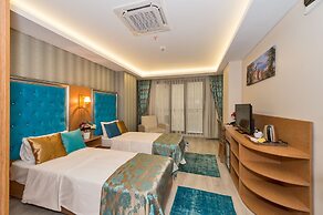 Grand Palace Hotel