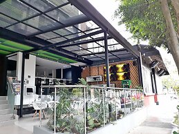 Lleras Green Hotel