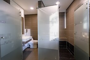 Lleras Green Hotel