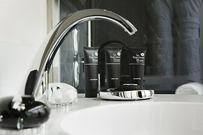 Hotel Le Narcisse Blanc & Spa